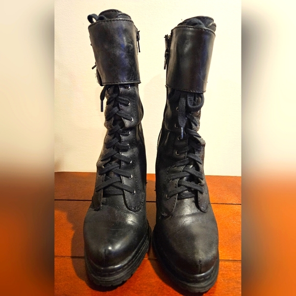 BCBG Martano Platform Booties - Picture 2 of 7